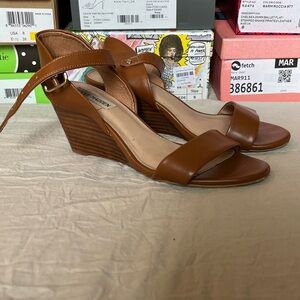 Steve Madden Cognac Open Toe Wedges